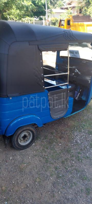 Bajaj Three Wheel 2017 - Used Three wheeler sale in Sri Lanka - patpat.lk
