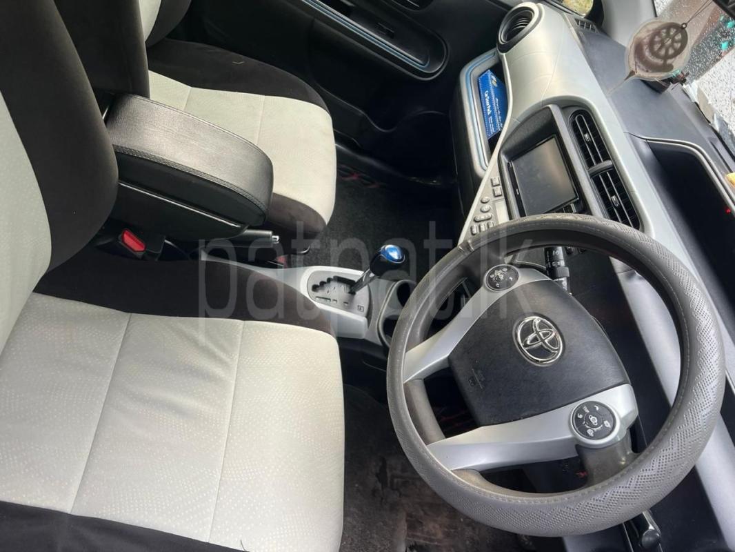 Toyota Aqua 2014 - பயன்படுத்தப்பட்டது கார் sale in Sri Lanka - patpat.lk