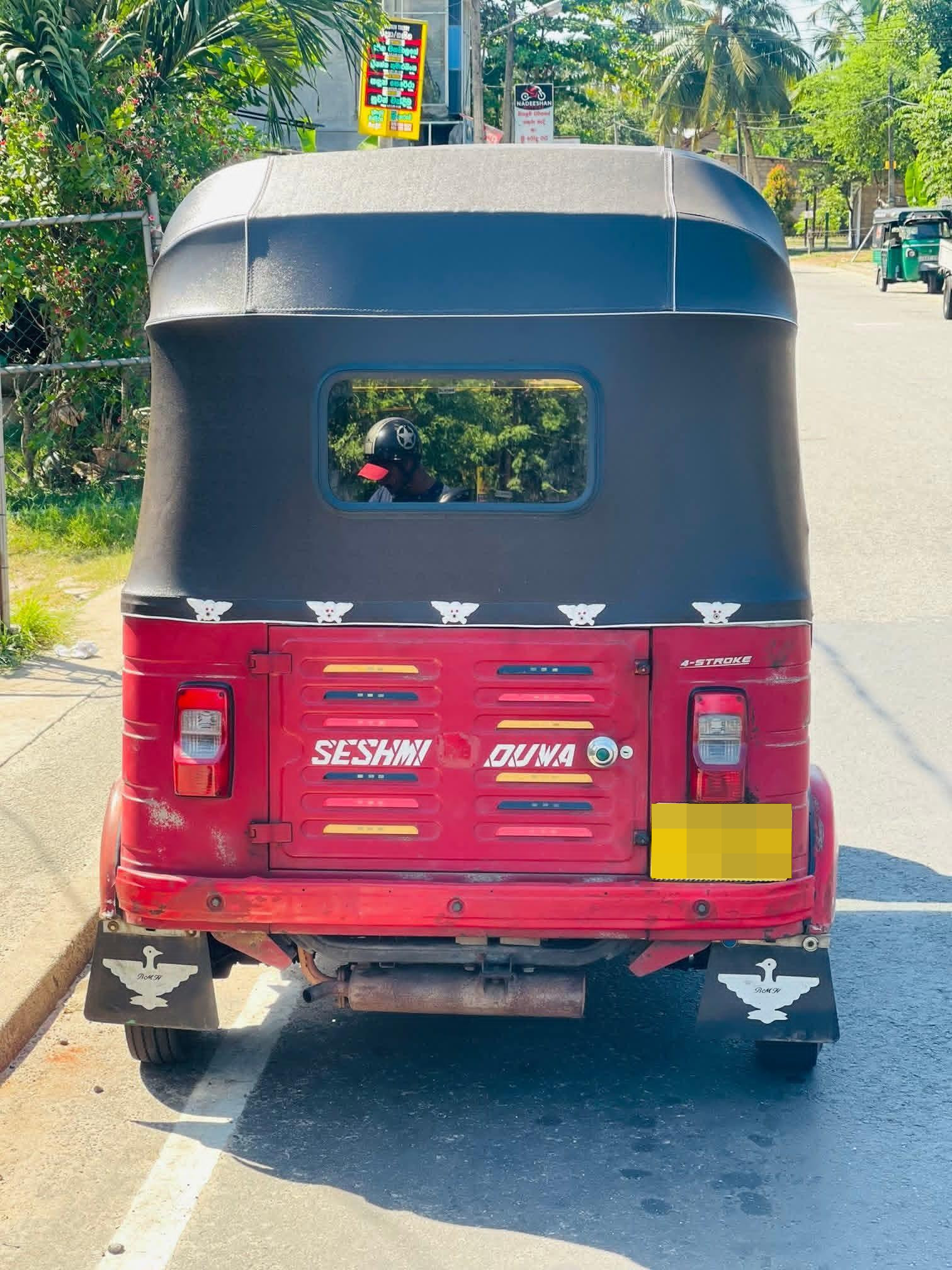 Bajaj Three Wheel 2014 - Used Three wheeler sale in Sri Lanka - patpat.lk