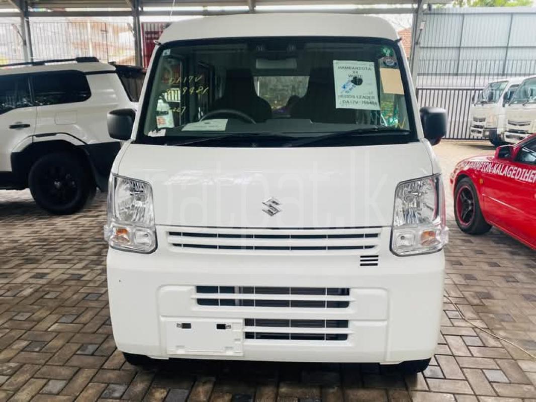 Advertisement image 6