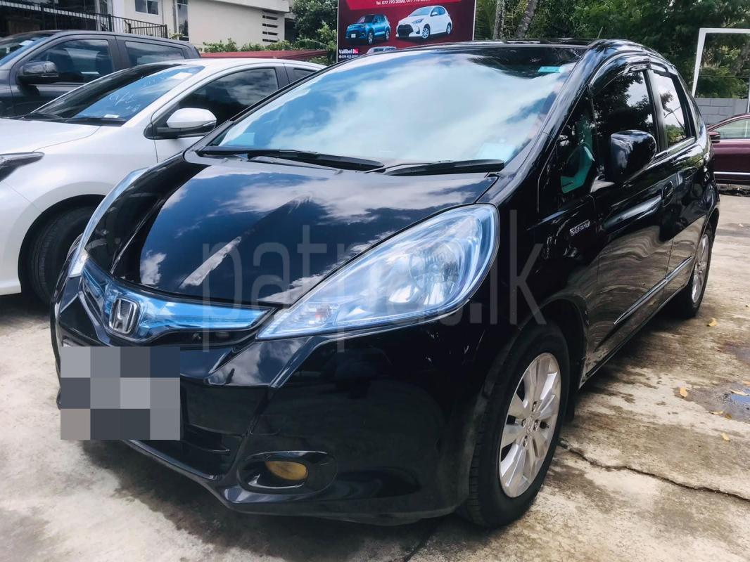Honda Fit 2014 - பயன்படுத்தப்பட்டது கார் sale in Sri Lanka - patpat.lk