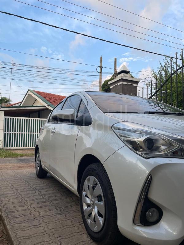 Toyota Vitz 2019 - பயன்படுத்தப்பட்டது கார் sale in Sri Lanka - patpat.lk