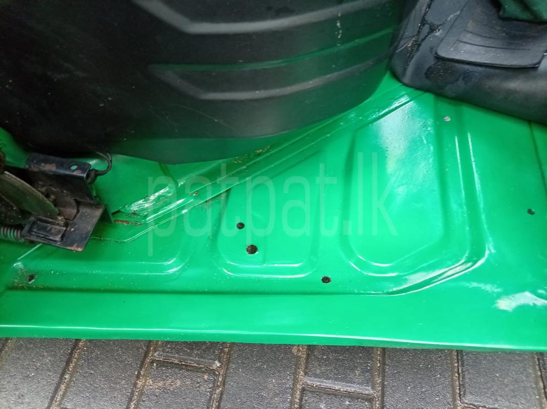 Bajaj 4 stroke 2015 - භාවිතා කරන ලද ත්‍රිරෝද රථය sale in Sri Lanka - patpat.lk