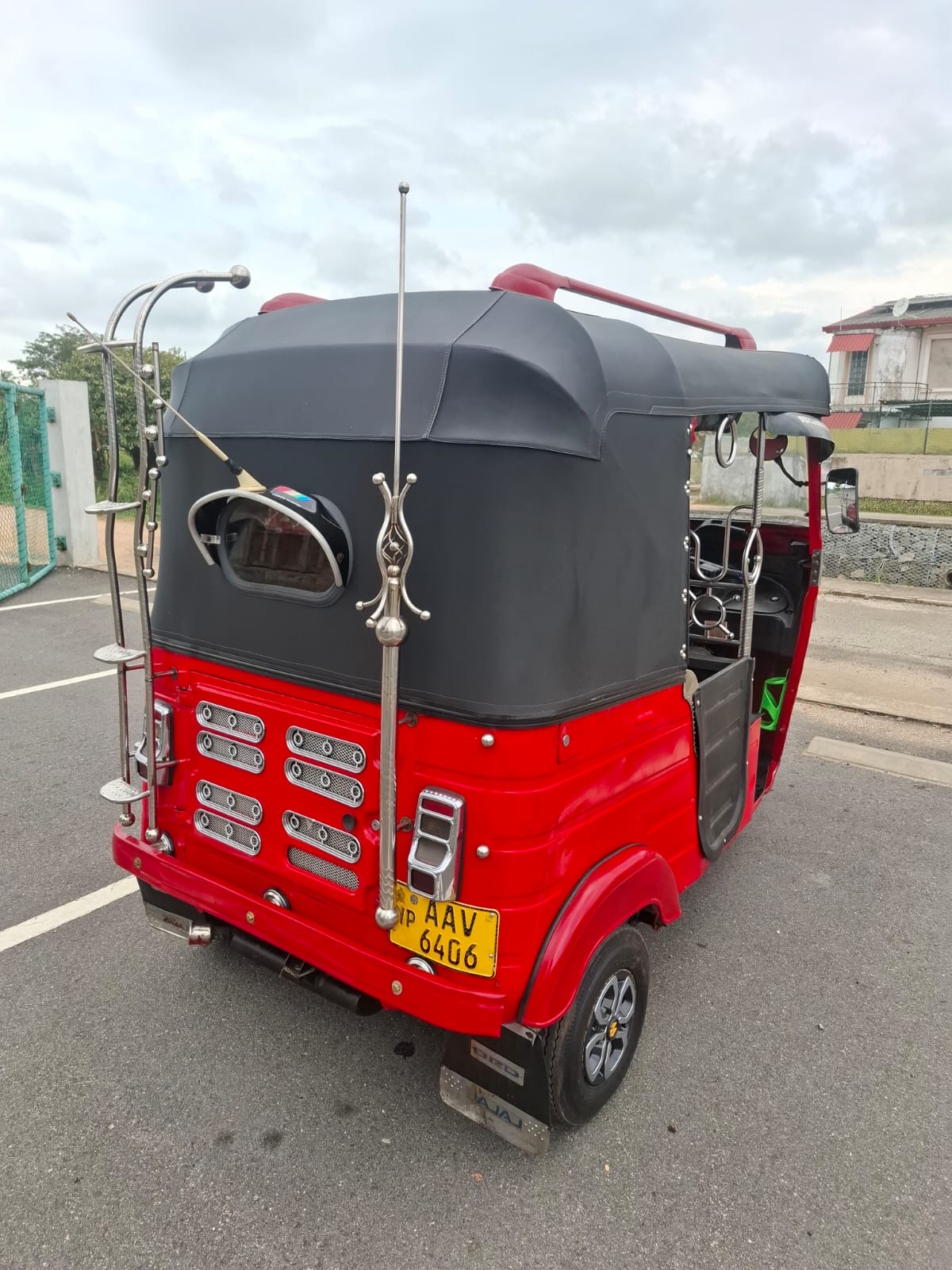 Advertisement image 6