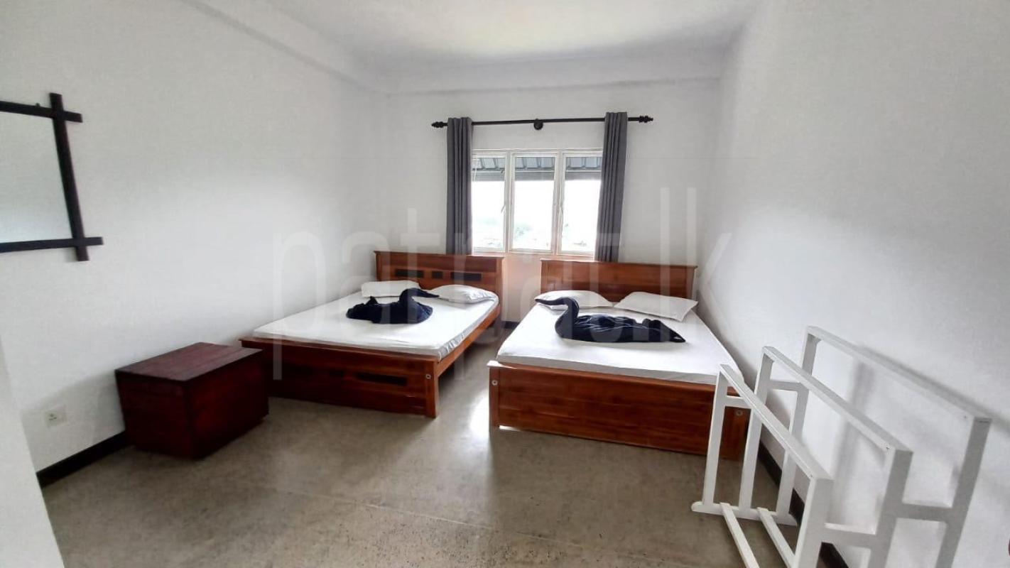 Holiday Bungalow for Sale in Ambewela