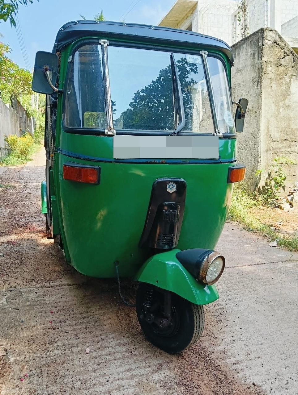 Bajaj Three Wheel 2000 - Used Three wheeler sale in Sri Lanka - patpat.lk