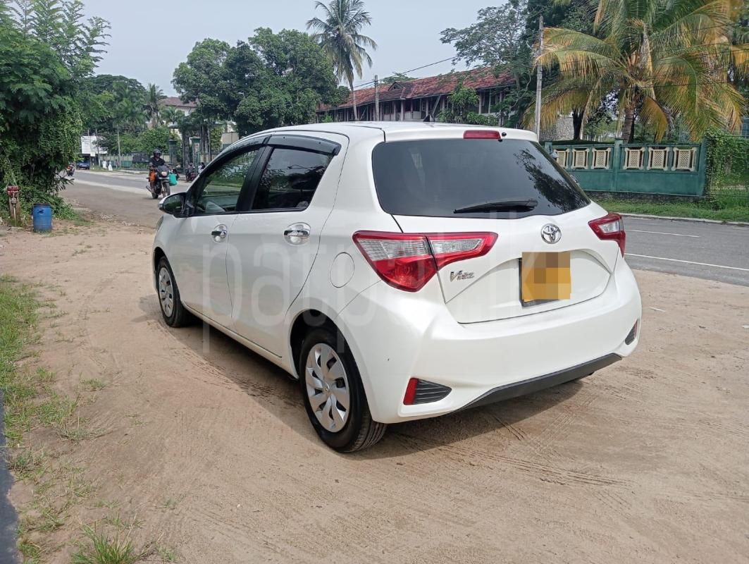 Toyota Vitz 2018 - பயன்படுத்தப்பட்டது கார் sale in Sri Lanka - patpat.lk