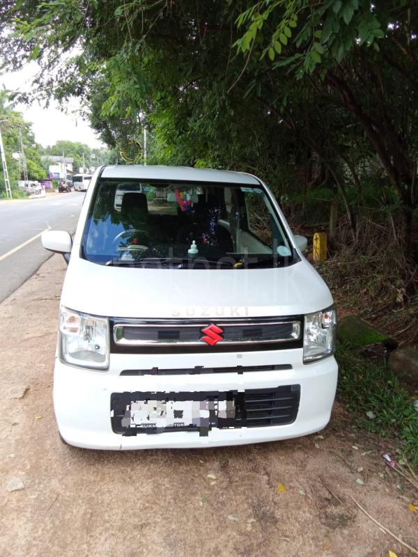 Suzuki Wagon R 2017 - பயன்படுத்தப்பட்டது கார் sale in Sri Lanka - patpat.lk