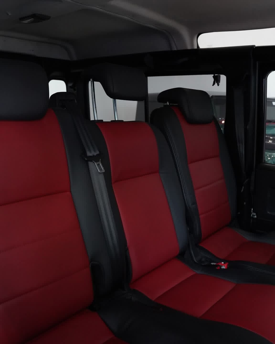 Land Rover Defender 2016 - භාවිතා කරන ලද SUV රථය sale in Sri Lanka - patpat.lk