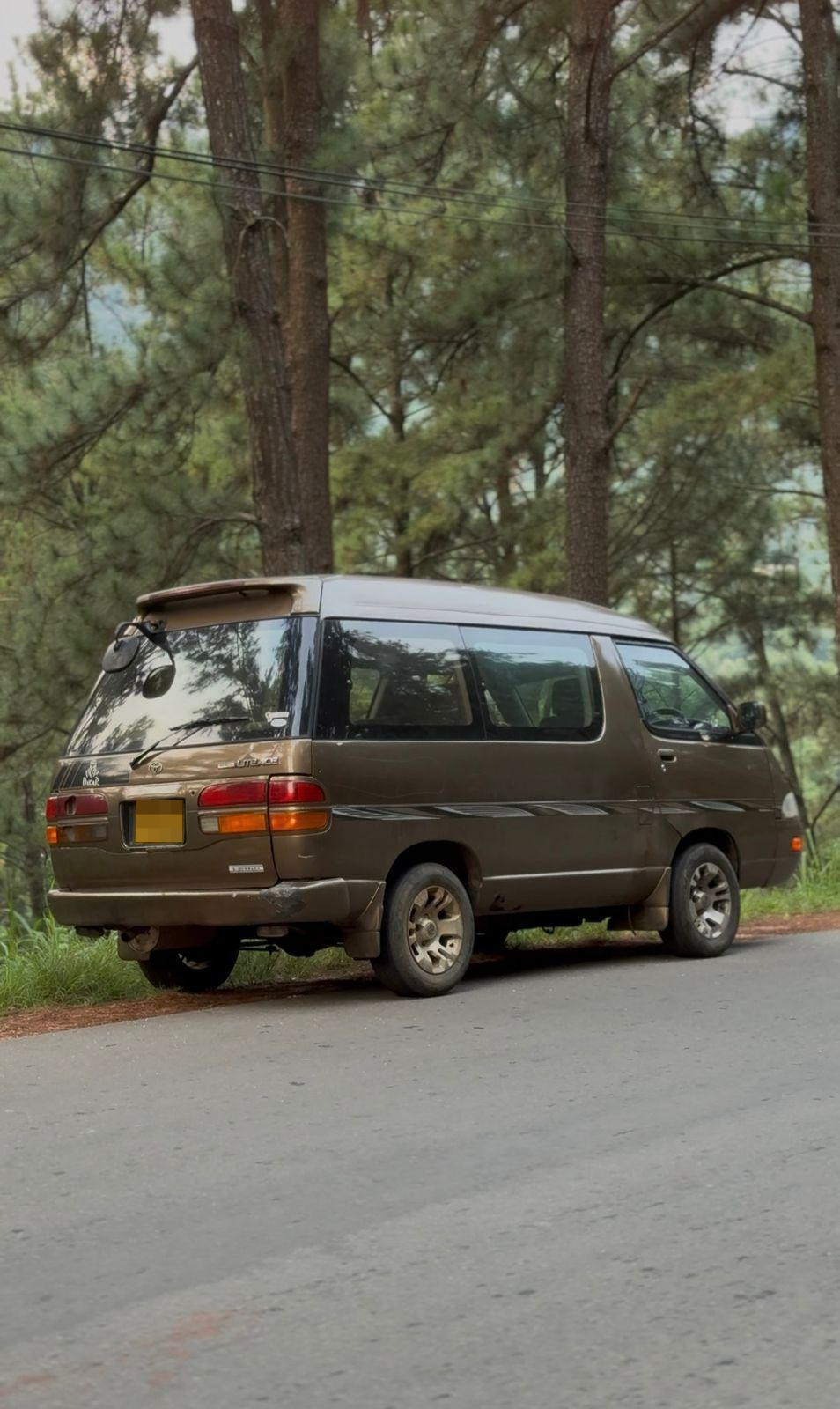 Toyota TownAce 1995 - பயன்படுத்தப்பட்டது வேன் sale in Sri Lanka - patpat.lk