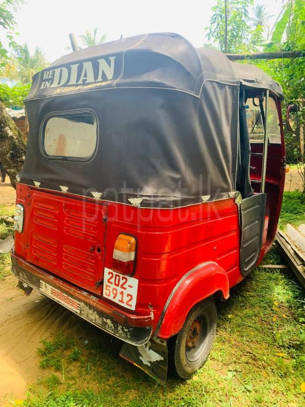 Bajaj 2 stroke 1995 - பயன்படுத்தப்பட்டது முச்சக்கர வண்டி sale in Sri Lanka - patpat.lk