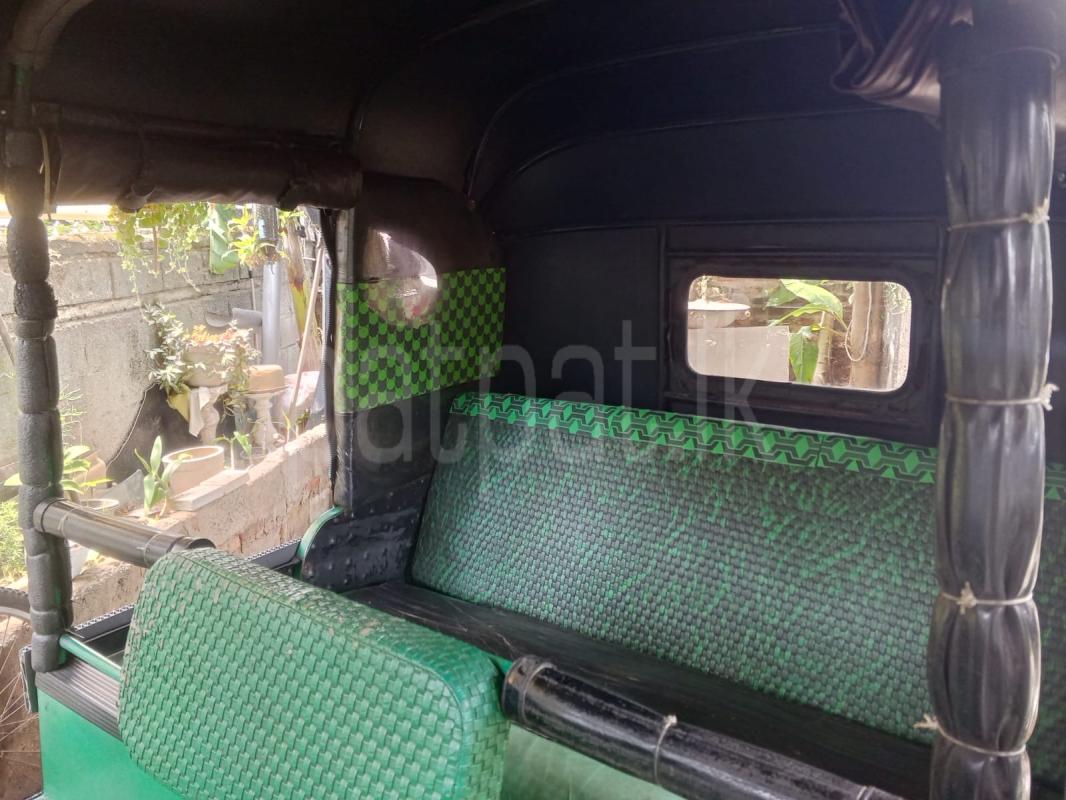 Bajaj Three Wheel 2008 - භාවිතා කරන ලද ත්‍රිරෝද රථය sale in Sri Lanka - patpat.lk