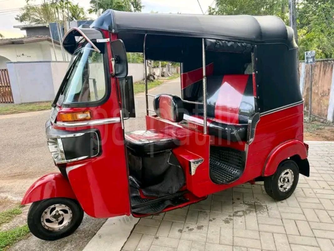 Bajaj Three Wheel 2014 - භාවිතා කරන ලද ත්‍රිරෝද රථය sale in Sri Lanka - patpat.lk
