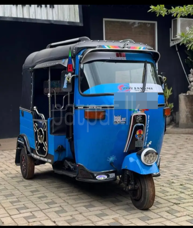 Bajaj Three Wheel 2004 - பயன்படுத்தப்பட்டது முச்சக்கர வண்டி sale in Sri Lanka - patpat.lk