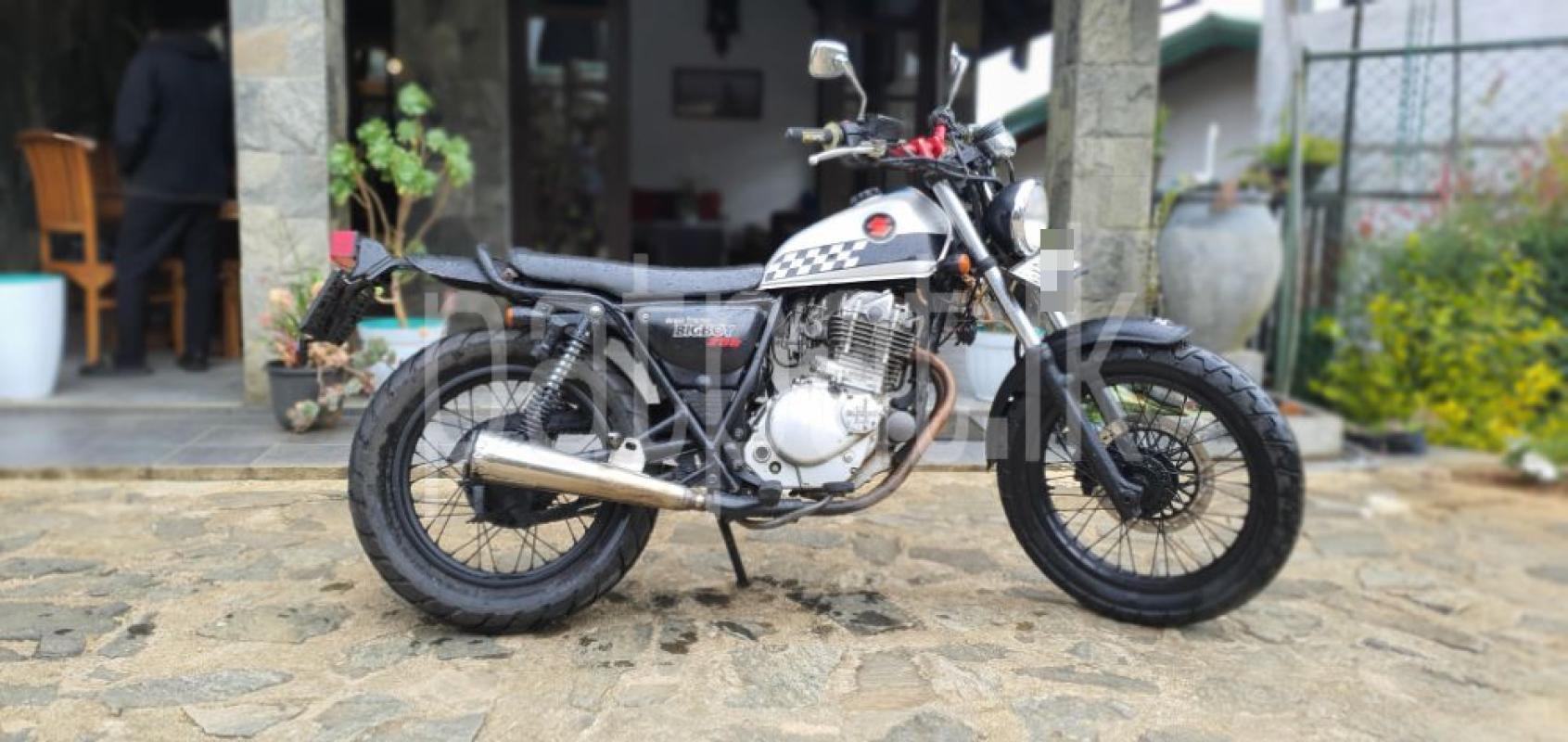 Advertisement image 1