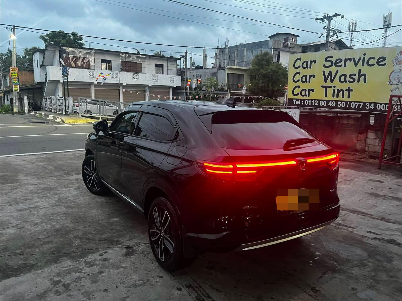 Honda Vezel 2025 - பயன்படுத்தப்பட்டது SUV sale in Sri Lanka - patpat.lk