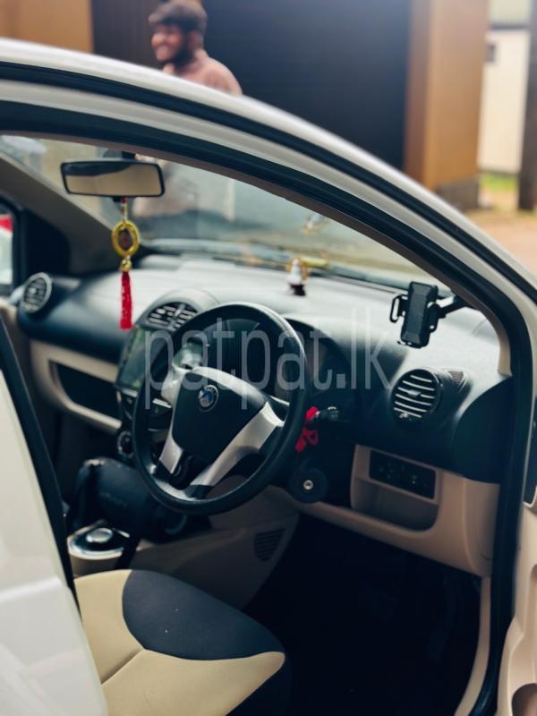 Advertisement image 4