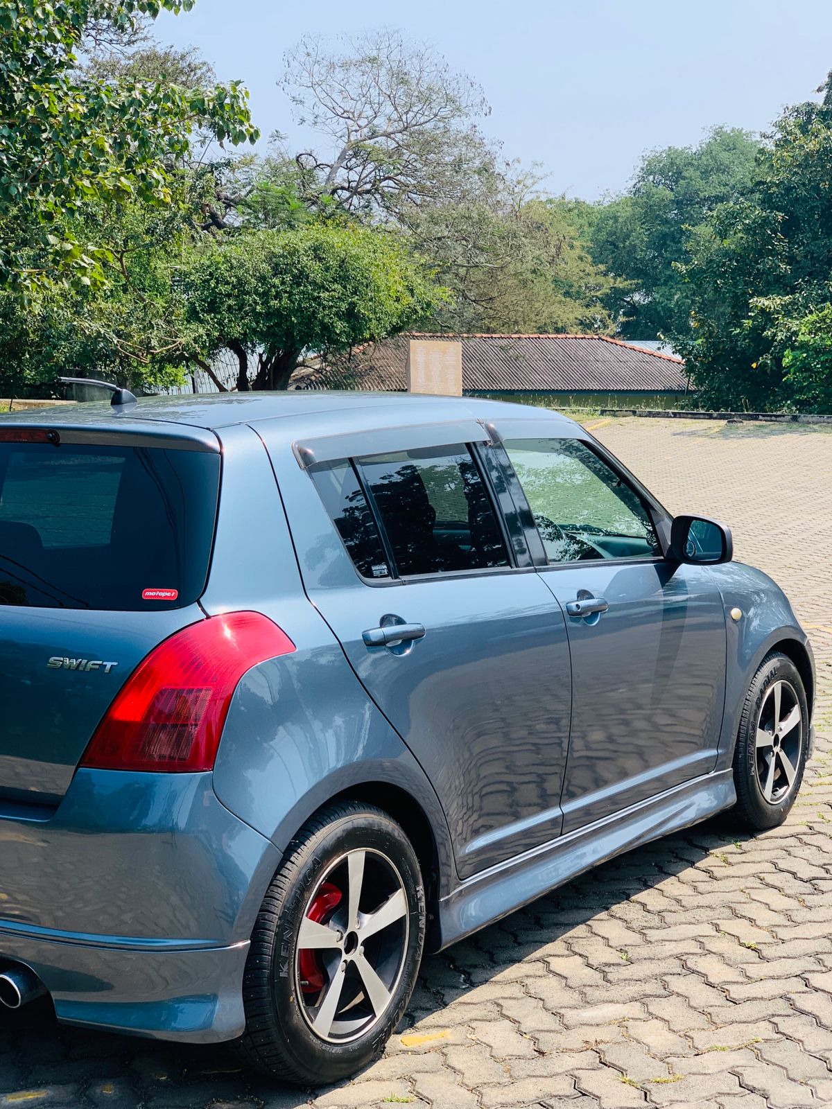 Advertisement image 3