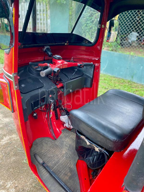 Bajaj Three Wheel 2005 - பயன்படுத்தப்பட்டது முச்சக்கர வண்டி sale in Sri Lanka - patpat.lk