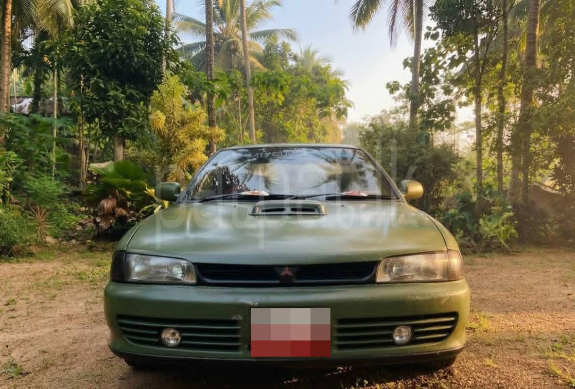 Mitsubishi CB8.labaro 1992 - பயன்படுத்தப்பட்டது கார் sale in Sri Lanka - patpat.lk