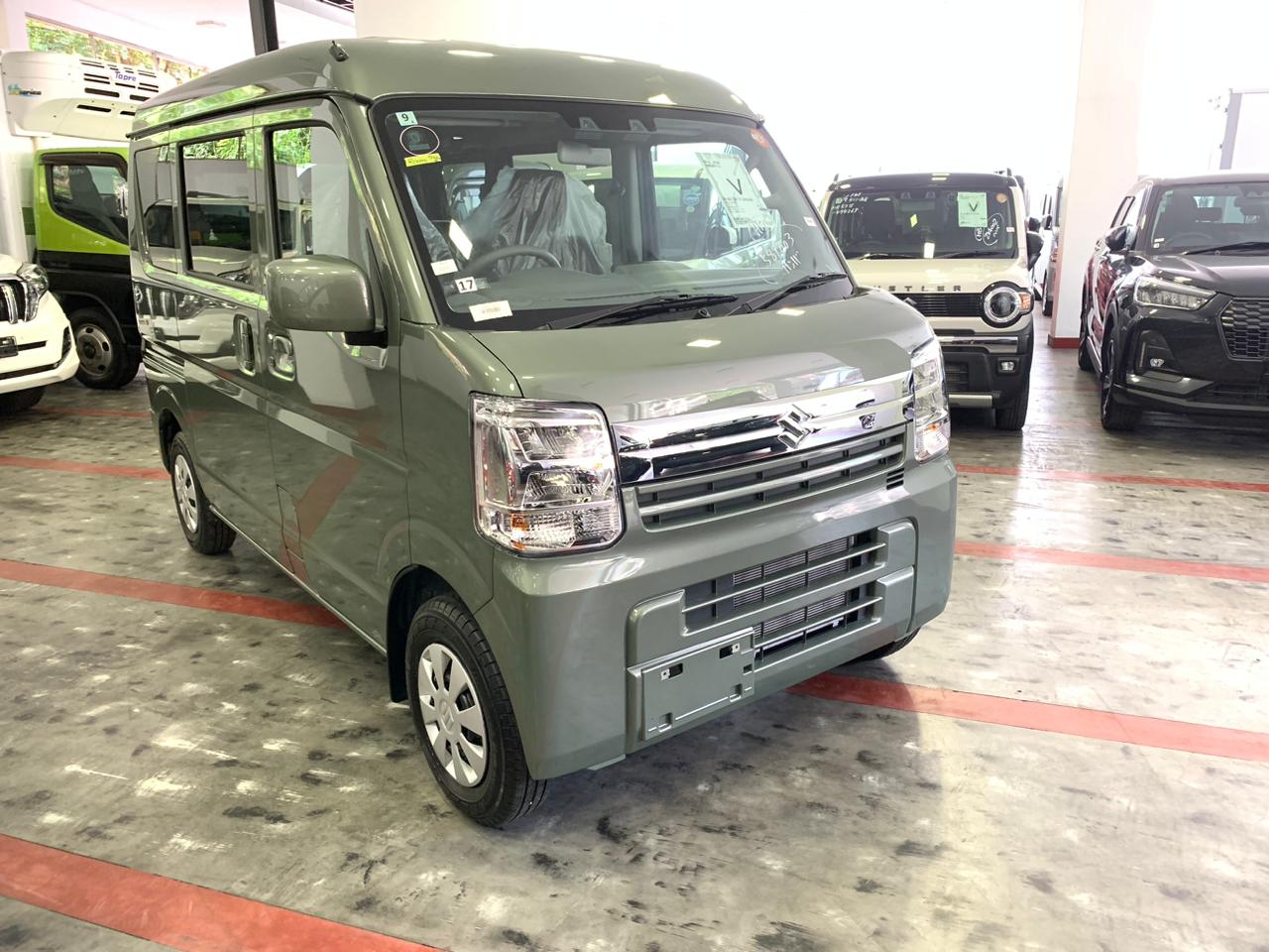 Suzuki Every 2025 ads-image-1