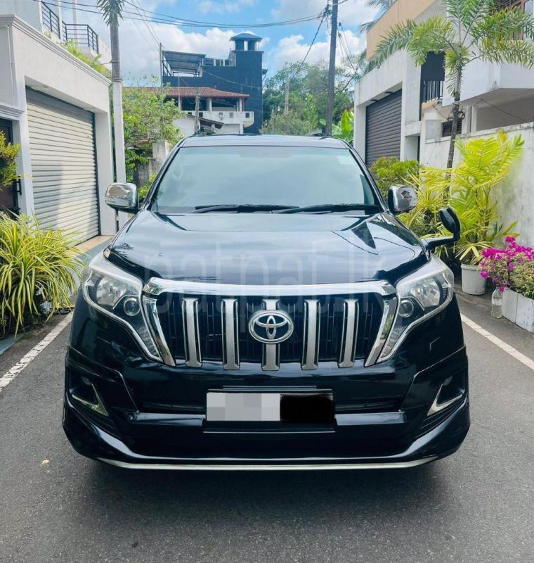 Toyota Land Cruiser Prado 2011 - பயன்படுத்தப்பட்டது SUV sale in Sri Lanka - patpat.lk