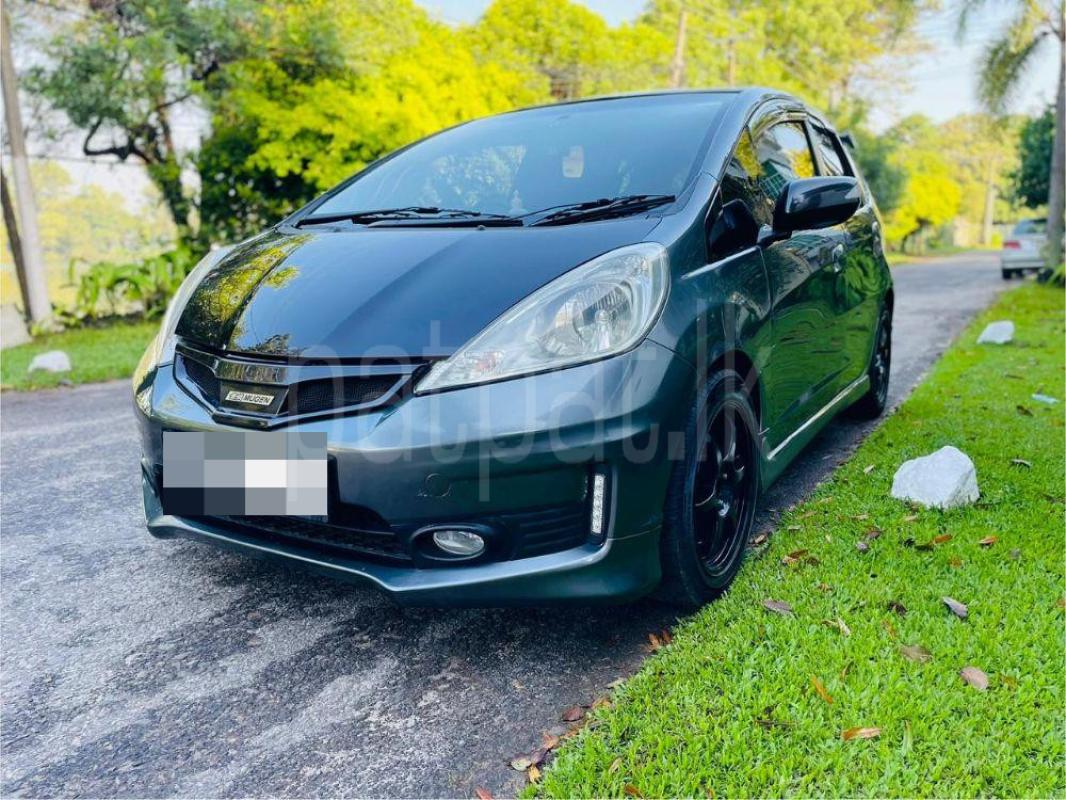 Advertisement image 1