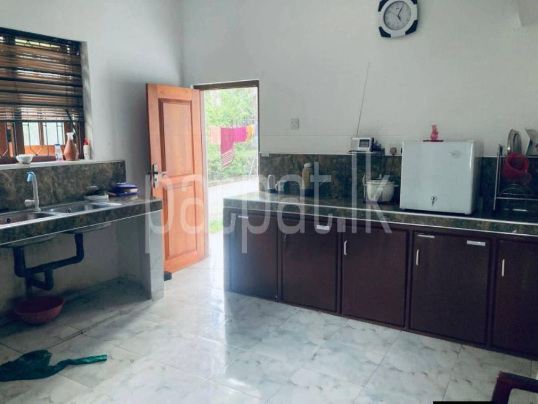 Commercial Land for Sale in Divulapitiya