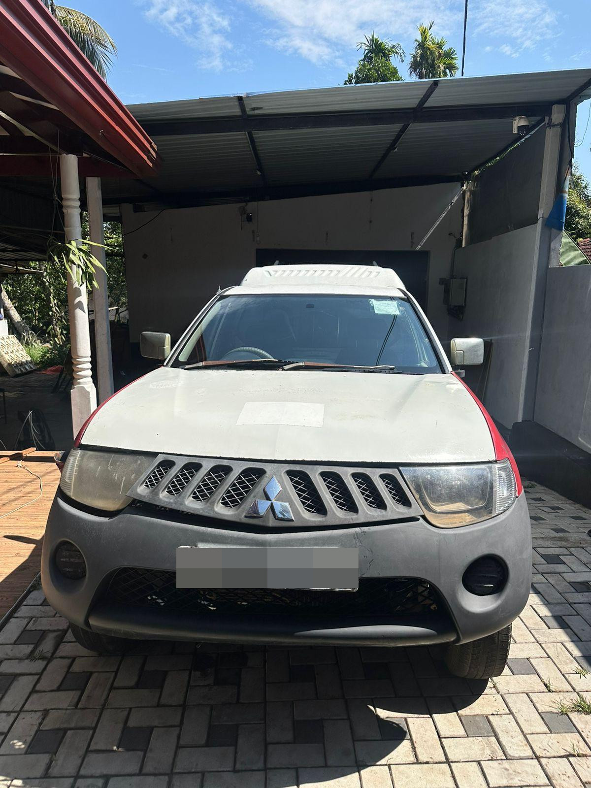 Mitsubishi L200 2008 - பயன்படுத்தப்பட்டது சரக்கு போக்குவரத்து sale in Sri Lanka - patpat.lk