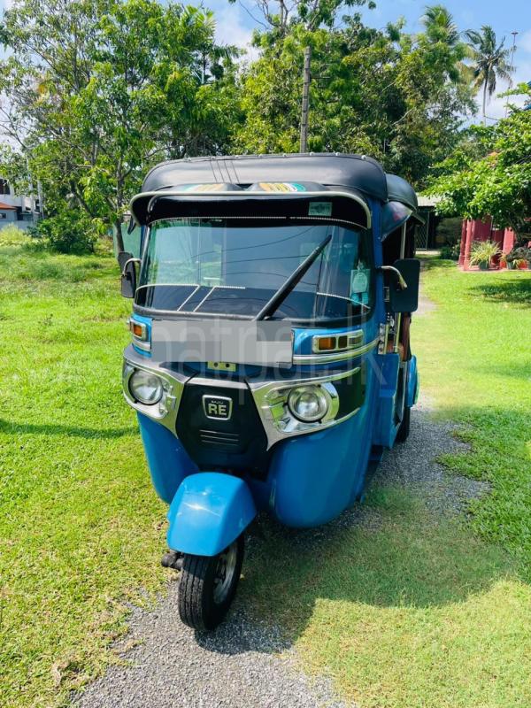 Bajaj 4 stroke 2015 - பயன்படுத்தப்பட்டது முச்சக்கர வண்டி sale in Sri Lanka - patpat.lk