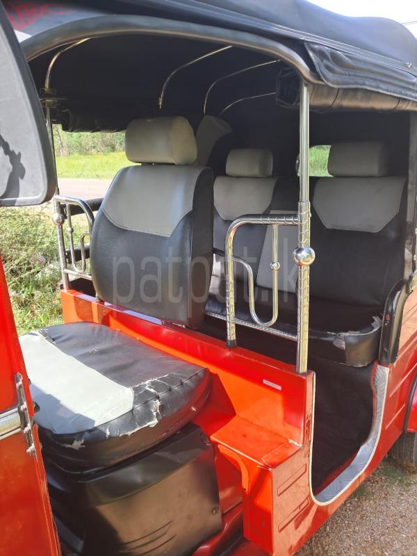 Bajaj Three Wheel 2016 - பயன்படுத்தப்பட்டது முச்சக்கர வண்டி sale in Sri Lanka - patpat.lk