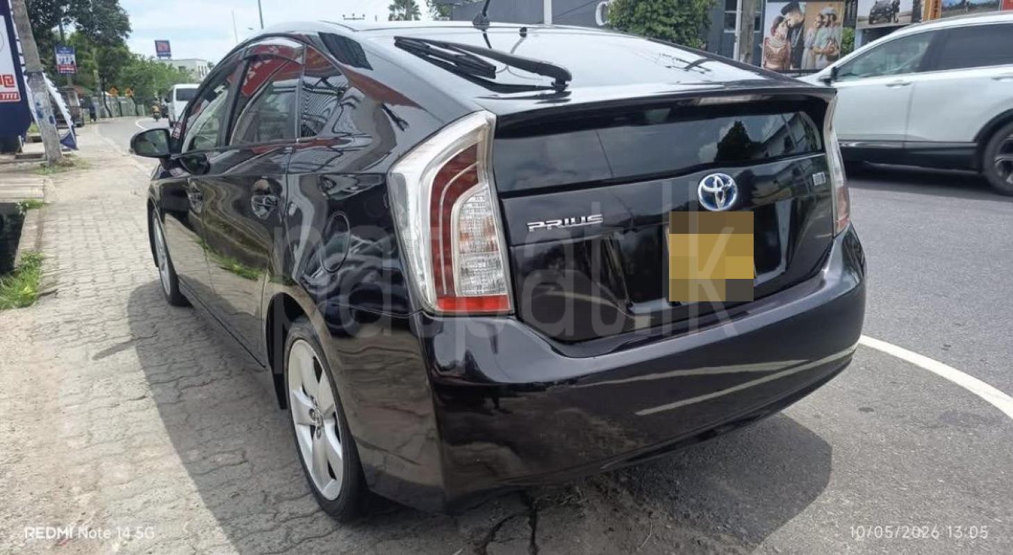 Toyota Prius 2013 - பயன்படுத்தப்பட்டது கார் sale in Sri Lanka - patpat.lk