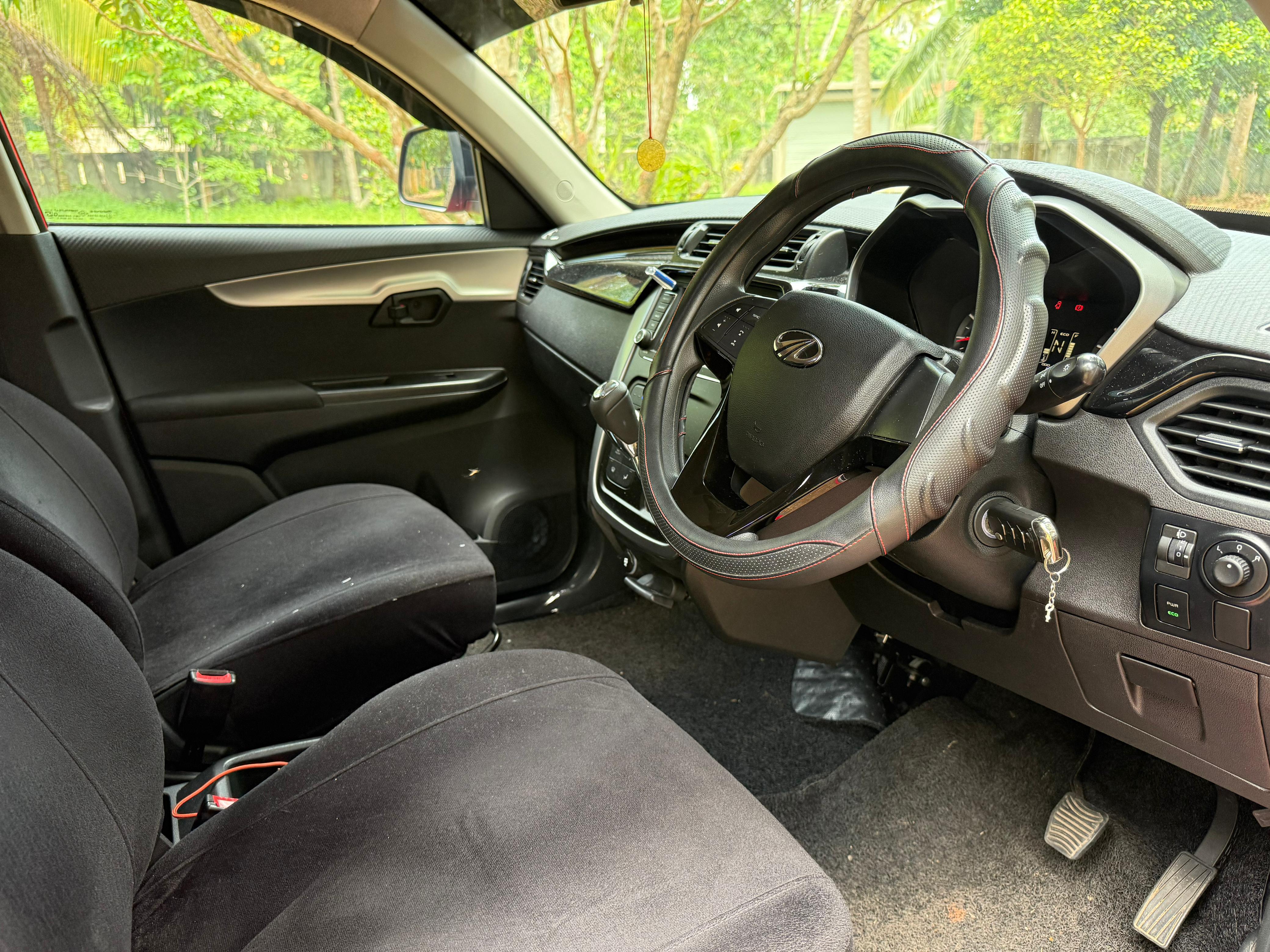 Mahindra KUV 2024 - Used SUV sale in Sri Lanka - patpat.lk