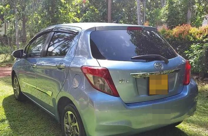 Toyota Vitz 2010 - பயன்படுத்தப்பட்டது கார் sale in Sri Lanka - patpat.lk