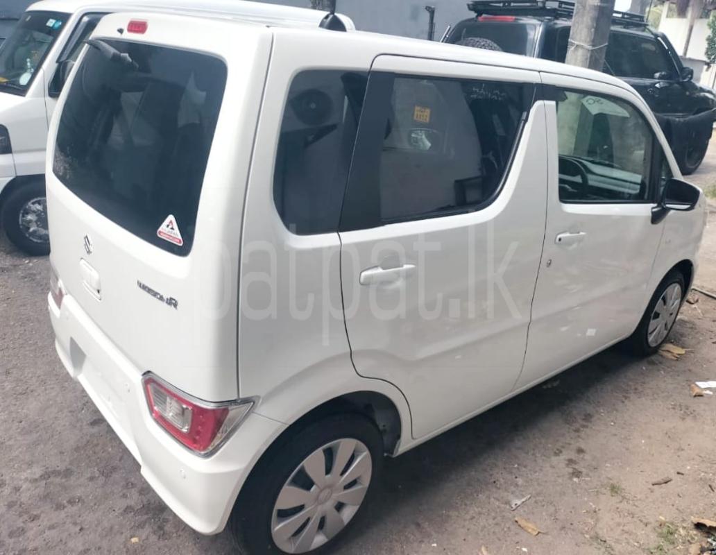 Advertisement image 6