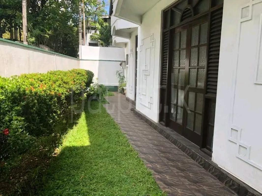 House for Sale in Pita Kotte