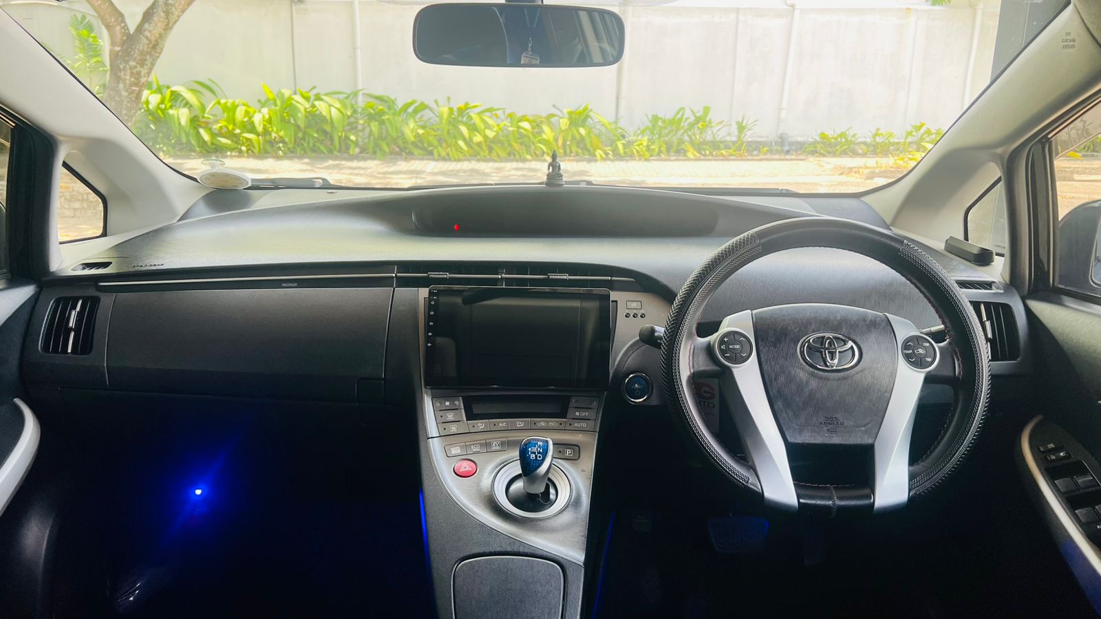 Toyota Prius 2013 - Used Car sale in Sri Lanka - patpat.lk