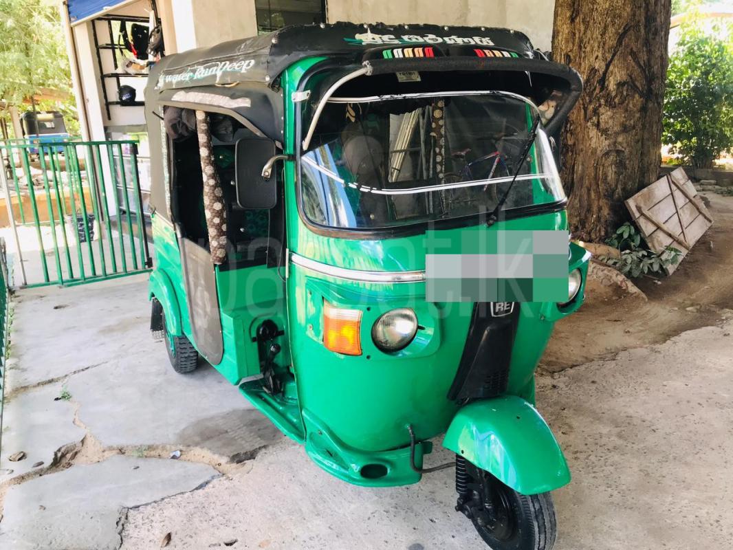 Bajaj Three Wheel 2010 - Reconditioned Three wheeler sale in Sri Lanka - patpat.lk