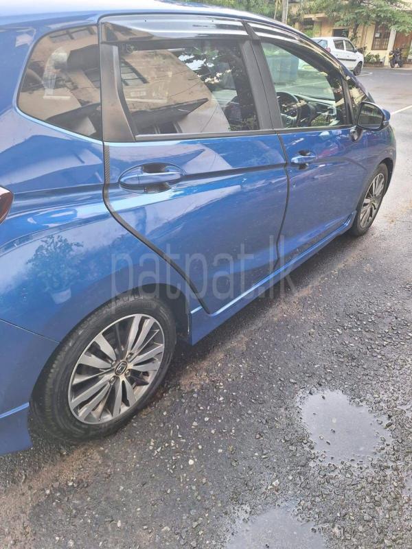 Honda Fit 2014 - பயன்படுத்தப்பட்டது கார் sale in Sri Lanka - patpat.lk