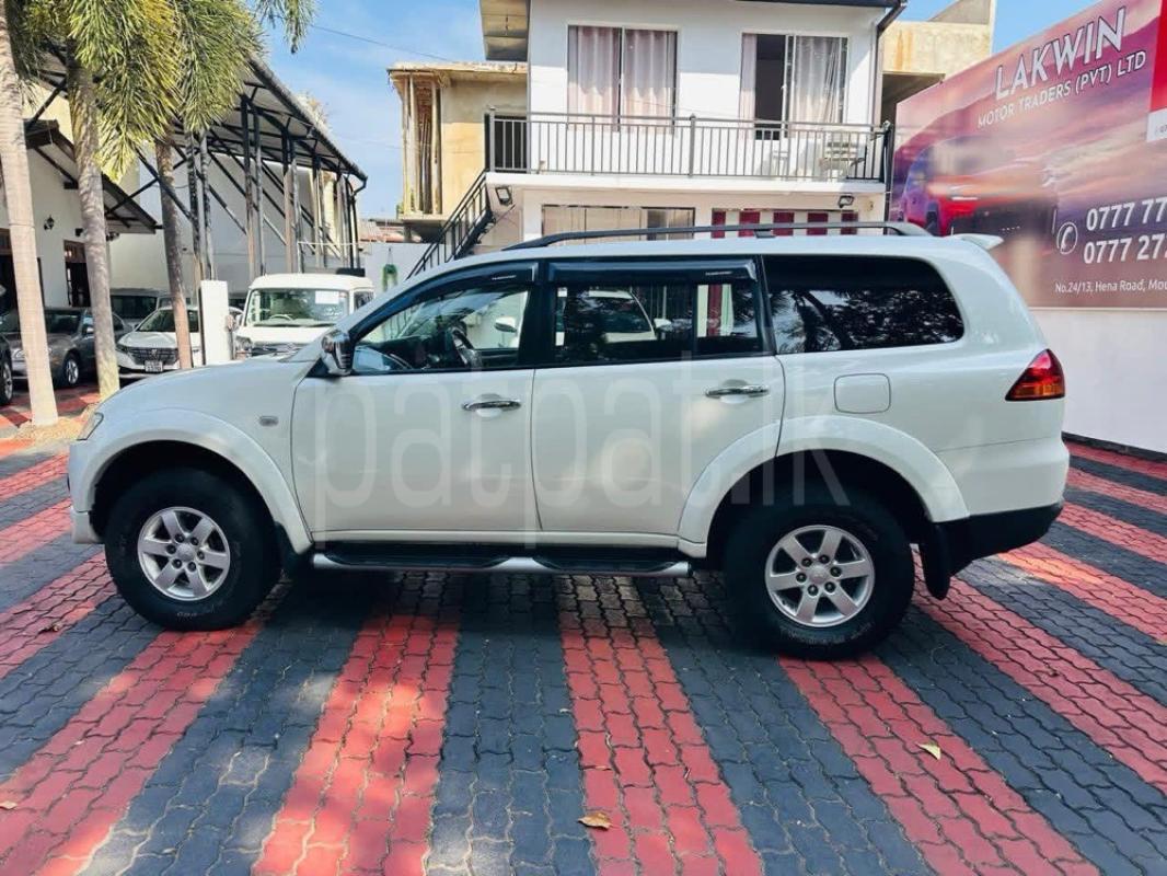 Advertisement image 4