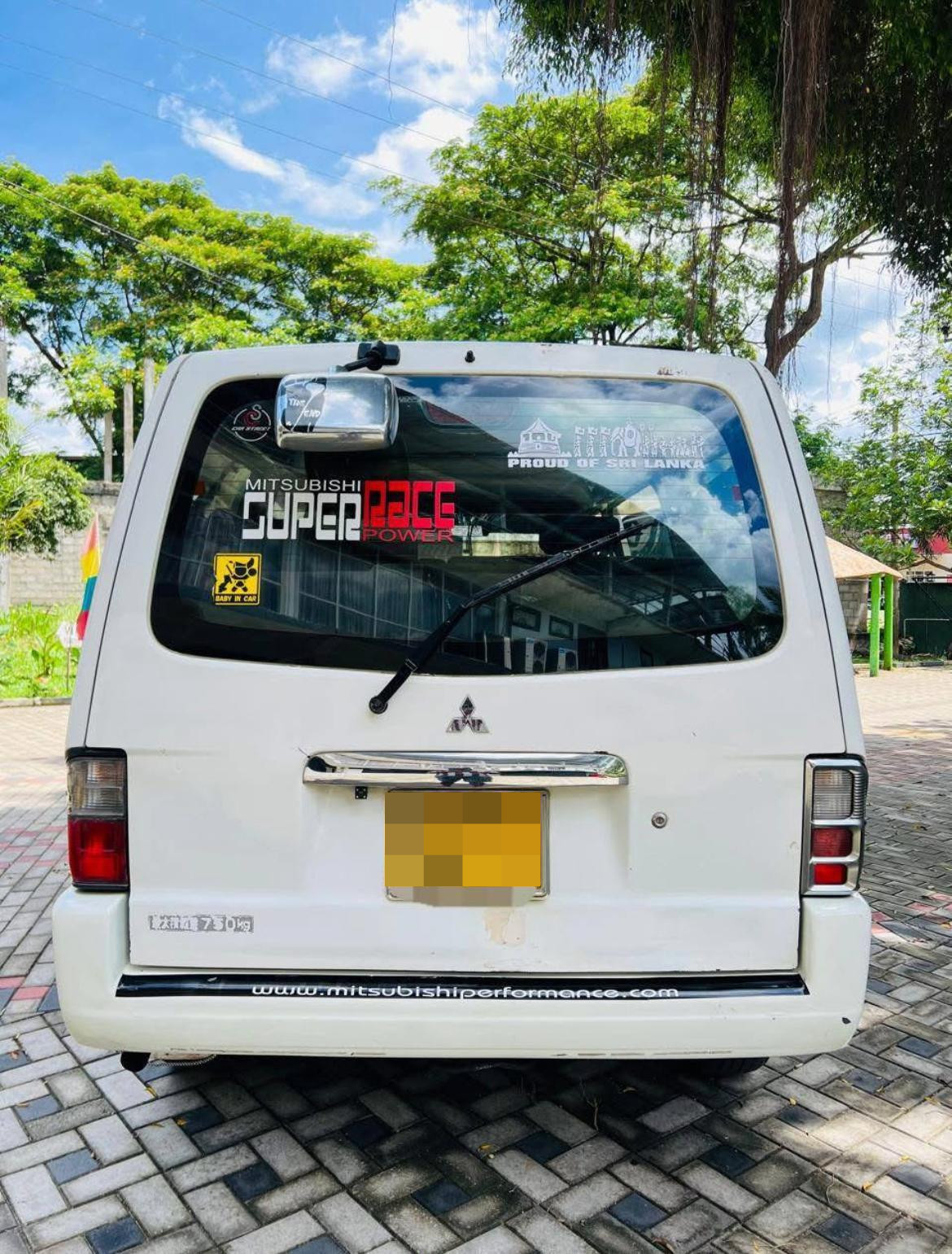 Nissan Vanette 2003 - பயன்படுத்தப்பட்டது வேன் sale in Sri Lanka - patpat.lk