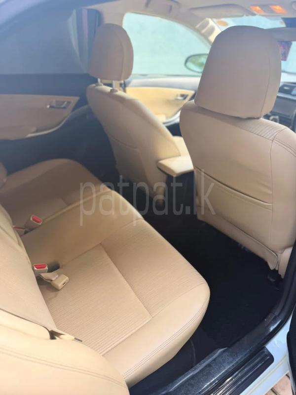 Toyota Allion 2017 - භාවිතා කරන ලද කාර් sale in Sri Lanka - patpat.lk