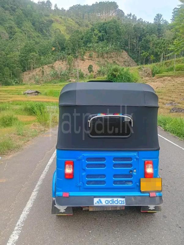 Bajaj Three Wheel 2010 - Used Three wheeler sale in Sri Lanka - patpat.lk
