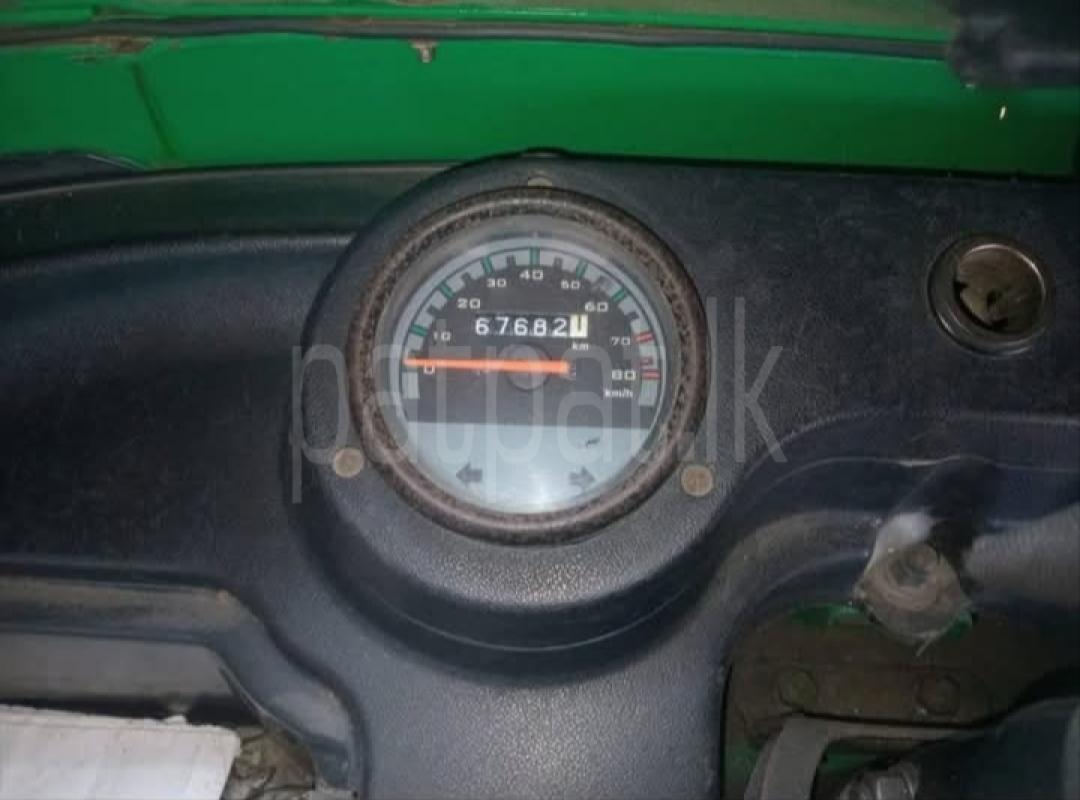 Bajaj 4 stroke 2016 - භාවිතා කරන ලද ත්‍රිරෝද රථය sale in Sri Lanka - patpat.lk