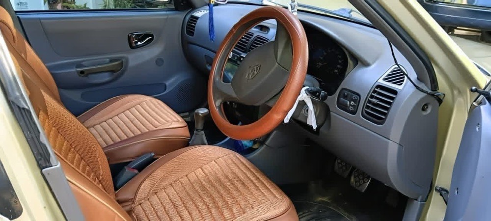 Hyundai Accent 2011 - Used Car sale in Sri Lanka - patpat.lk