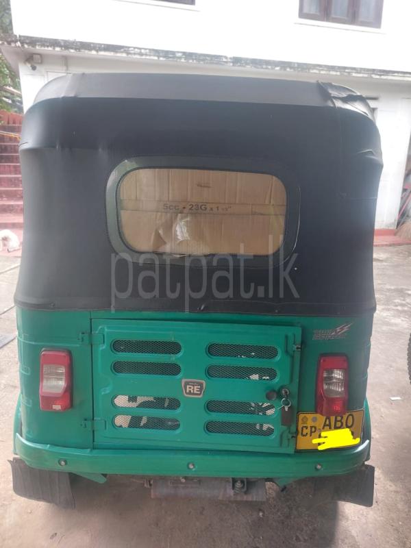 Bajaj 4 stroke 2016 - பயன்படுத்தப்பட்டது முச்சக்கர வண்டி sale in Sri Lanka - patpat.lk
