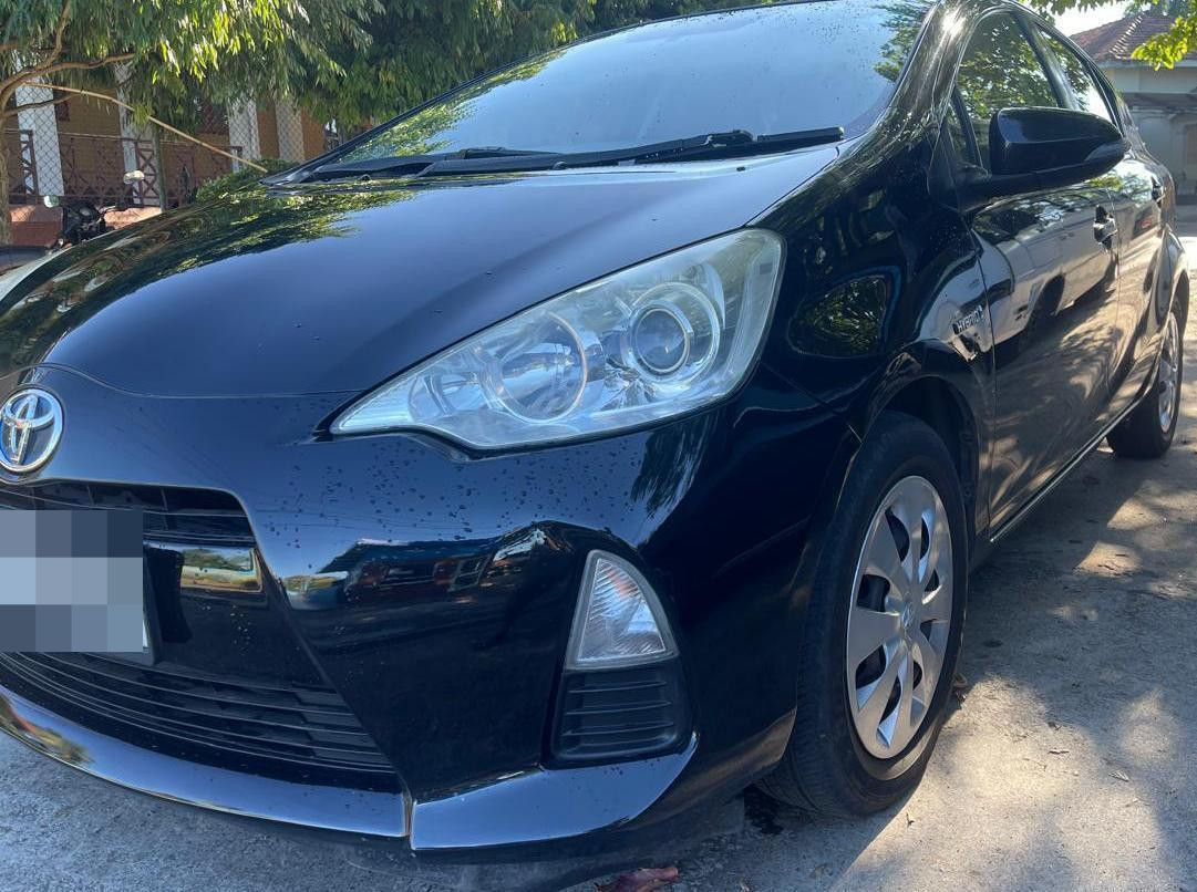 Toyota Aqua 2013 - භාවිතා කරන ලද කාර් sale in Sri Lanka - patpat.lk