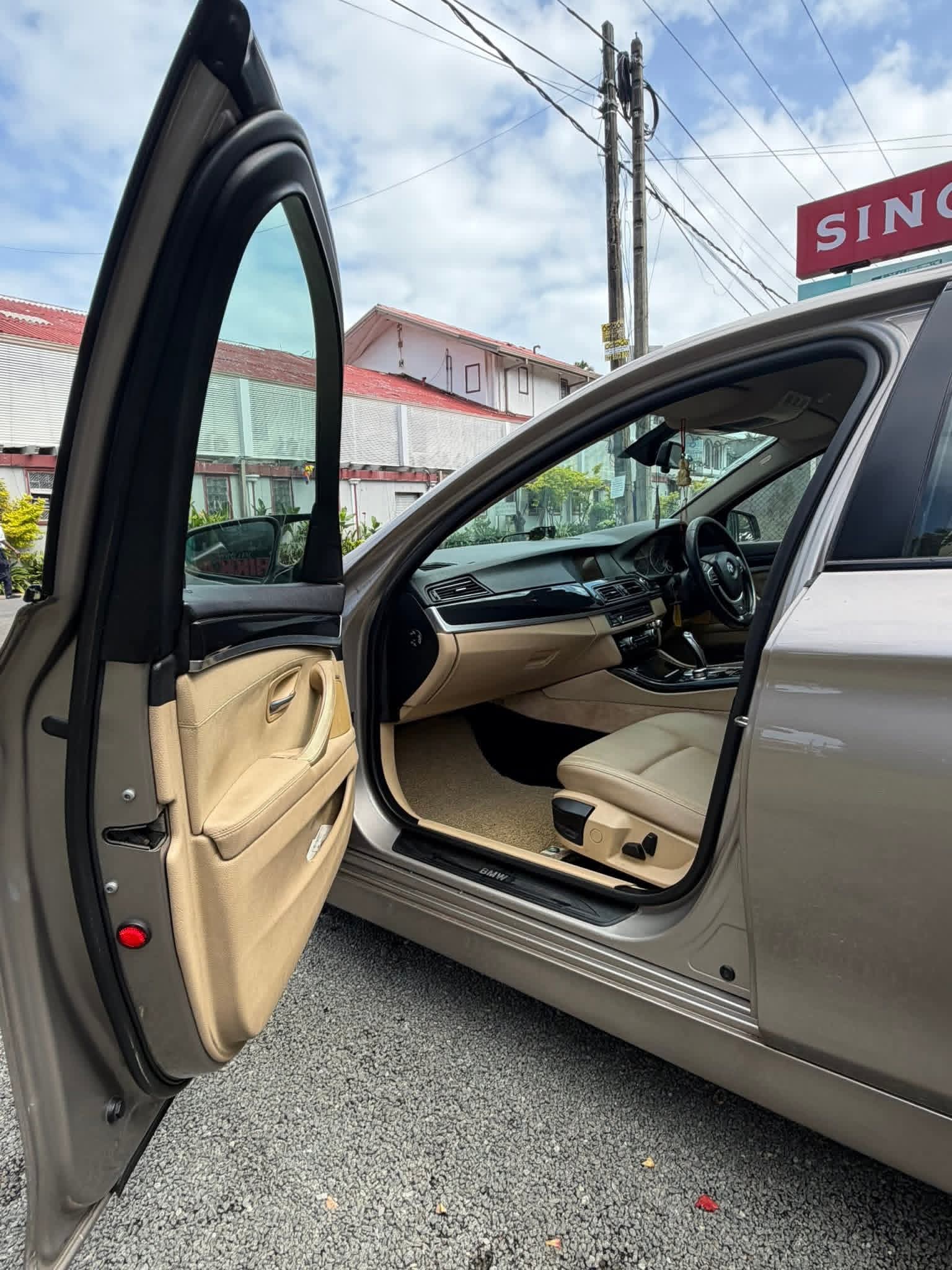BMW 520D 2012 - பயன்படுத்தப்பட்டது கார் sale in Sri Lanka - patpat.lk