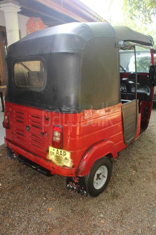 Bajaj Three Wheel 2014 - பயன்படுத்தப்பட்டது முச்சக்கர வண்டி sale in Sri Lanka - patpat.lk