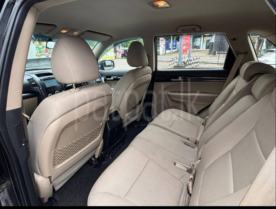 KIA Sorento 2012 - பயன்படுத்தப்பட்டது SUV sale in Sri Lanka - patpat.lk